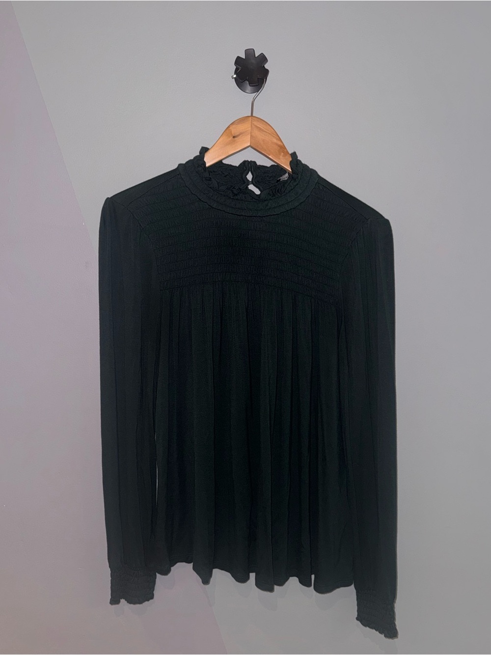 Cable & Gauge Dark Green Long-Sleeve Smocked Yoke Blouse
